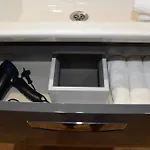 Helen & Friends 3 Bedrooms