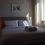 Helen & Friends 3 Bedrooms Διαμέρισμα *