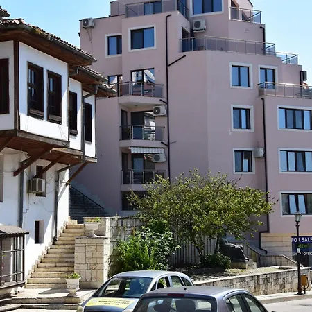 Apartment Helen & Friends 3 Bedrooms *