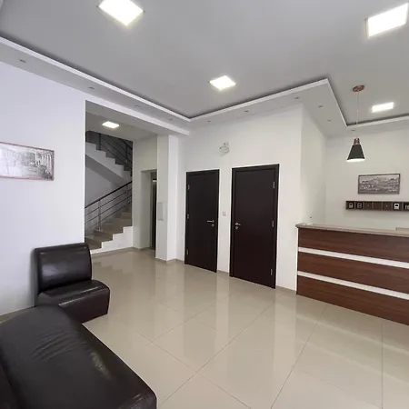 Helen & Friends 3-Bedrooms Seaview Apartment Балчик