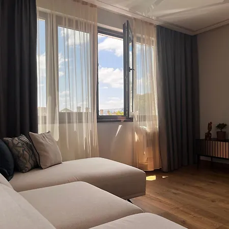 Апартаменты Helen & Friends 3-Bedrooms Seaview Apartment