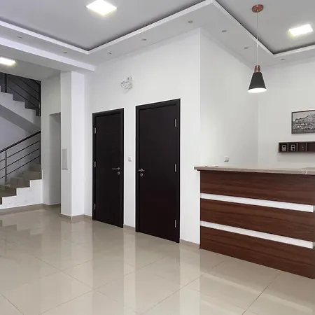 Helen & Friends 3-Bedrooms Seaview Apartment Балчик
